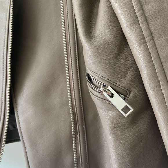 MANGO NWOT Biker Leather Jacket -L - Picture 12 of 15